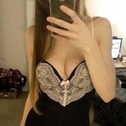 Eve Ve Otele Gelen Halkalı Escort Hande